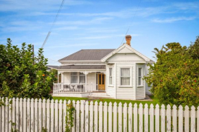 4Bed Spacious Villa in Chatswood